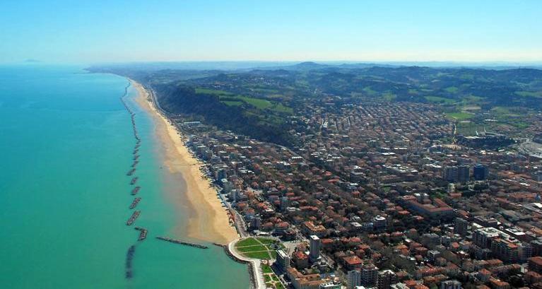 Appartamenti Pesaro Mare Ledimar Exterior photo